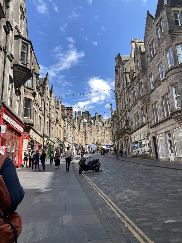 Edinburgh itinerary: Cockburn street is very popular photo destination